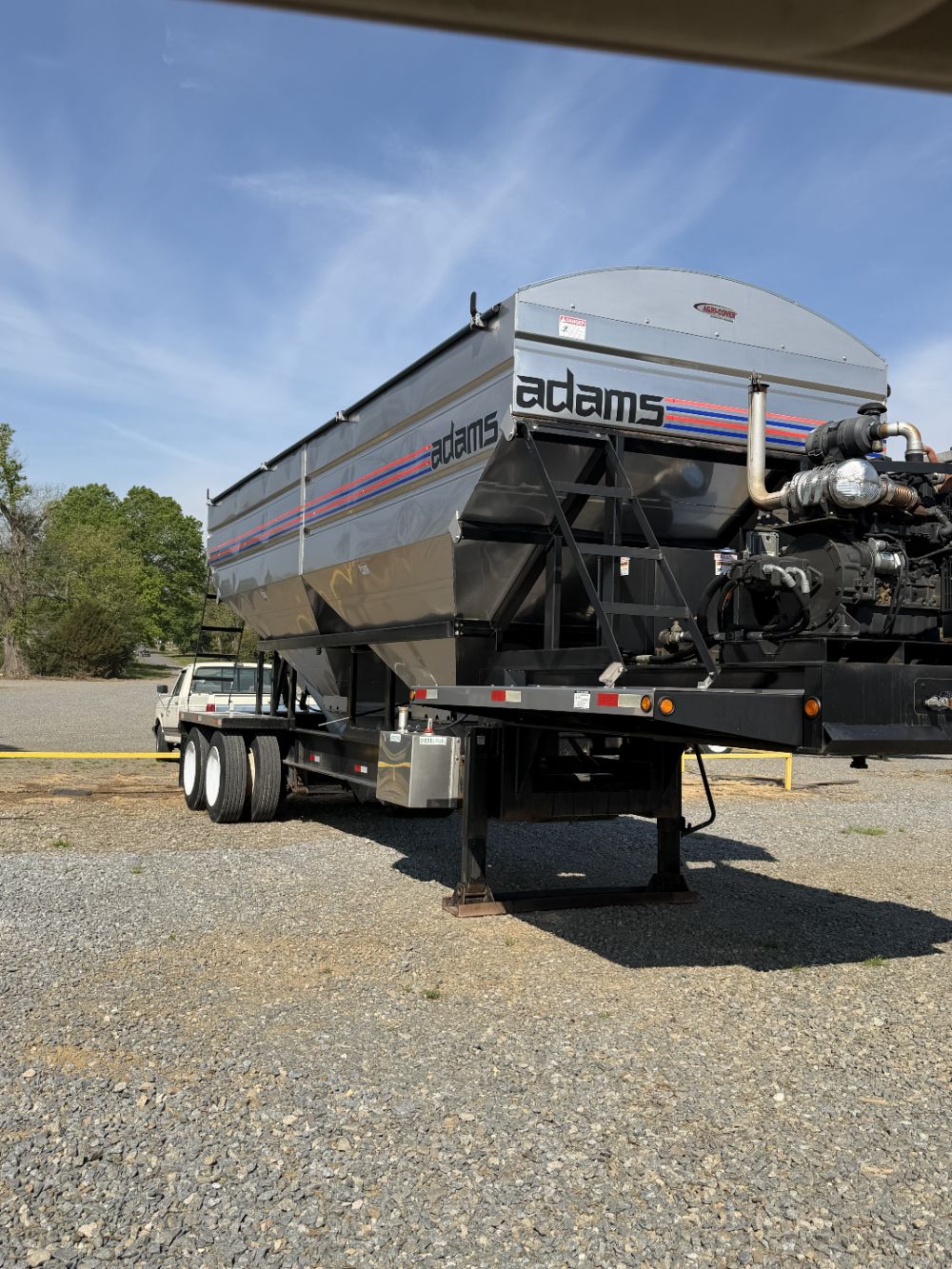 Adams Fertilizer 980-R Tender Model SH-980-2001 REAR Image