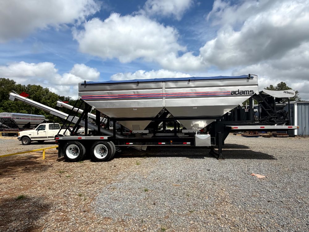 2023 Adams Fertilizer Equipment 980 Tender Model SH-980-2008 REAR $58,000 Image